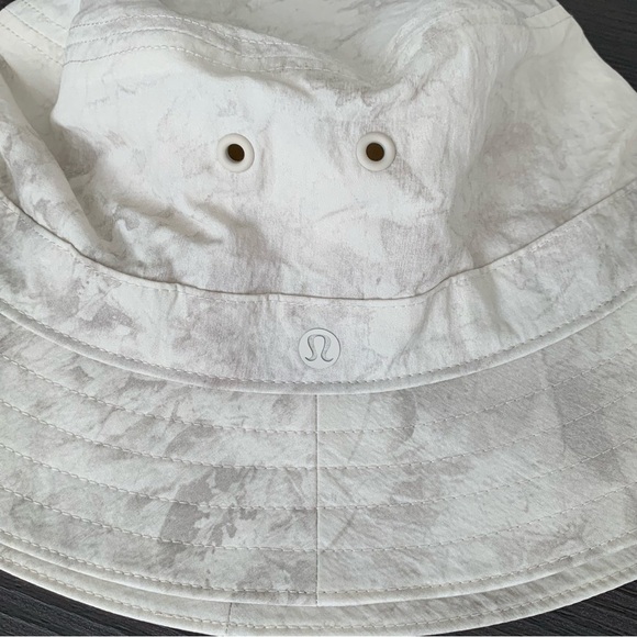 Lululemon On My Level Bucket Hat  M/L 22.5”  New with tag - Picture 12 of 15